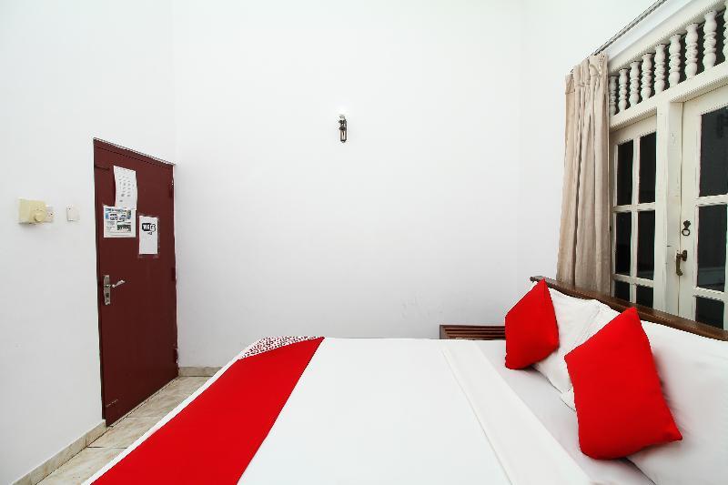 Oyo 347 Hotel Empryean Katunayaka Exterior photo